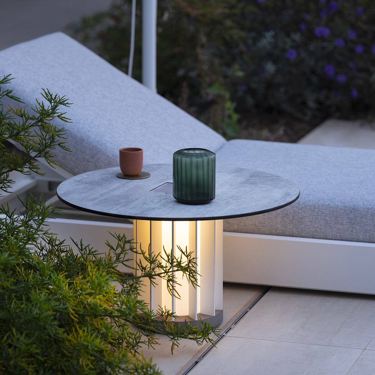 Les Jardins Teckalu Table basse Ø70cm solaire h:40cm 500 Lumens