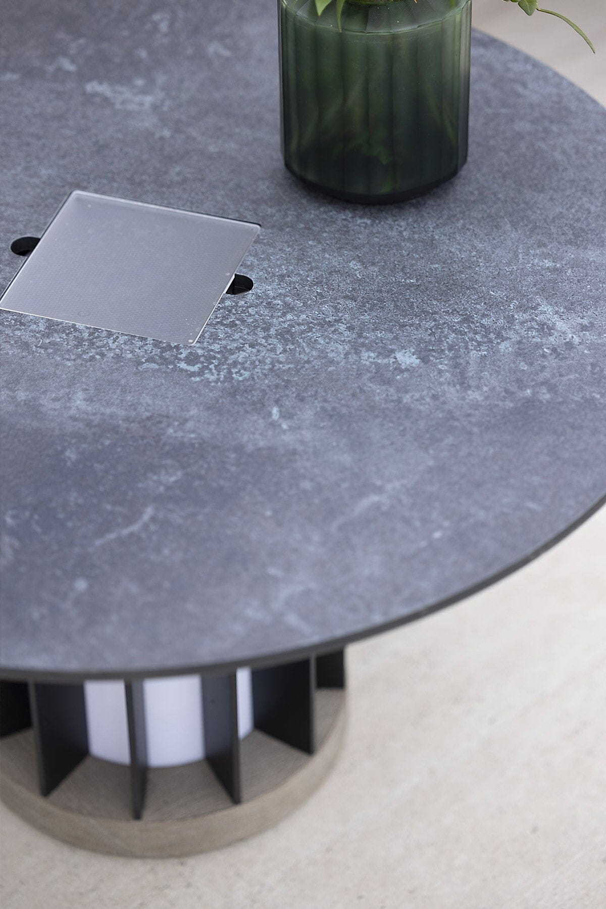 Les Jardins Teckalu Table basse Ø70cm solaire h:40cm 500 Lumens