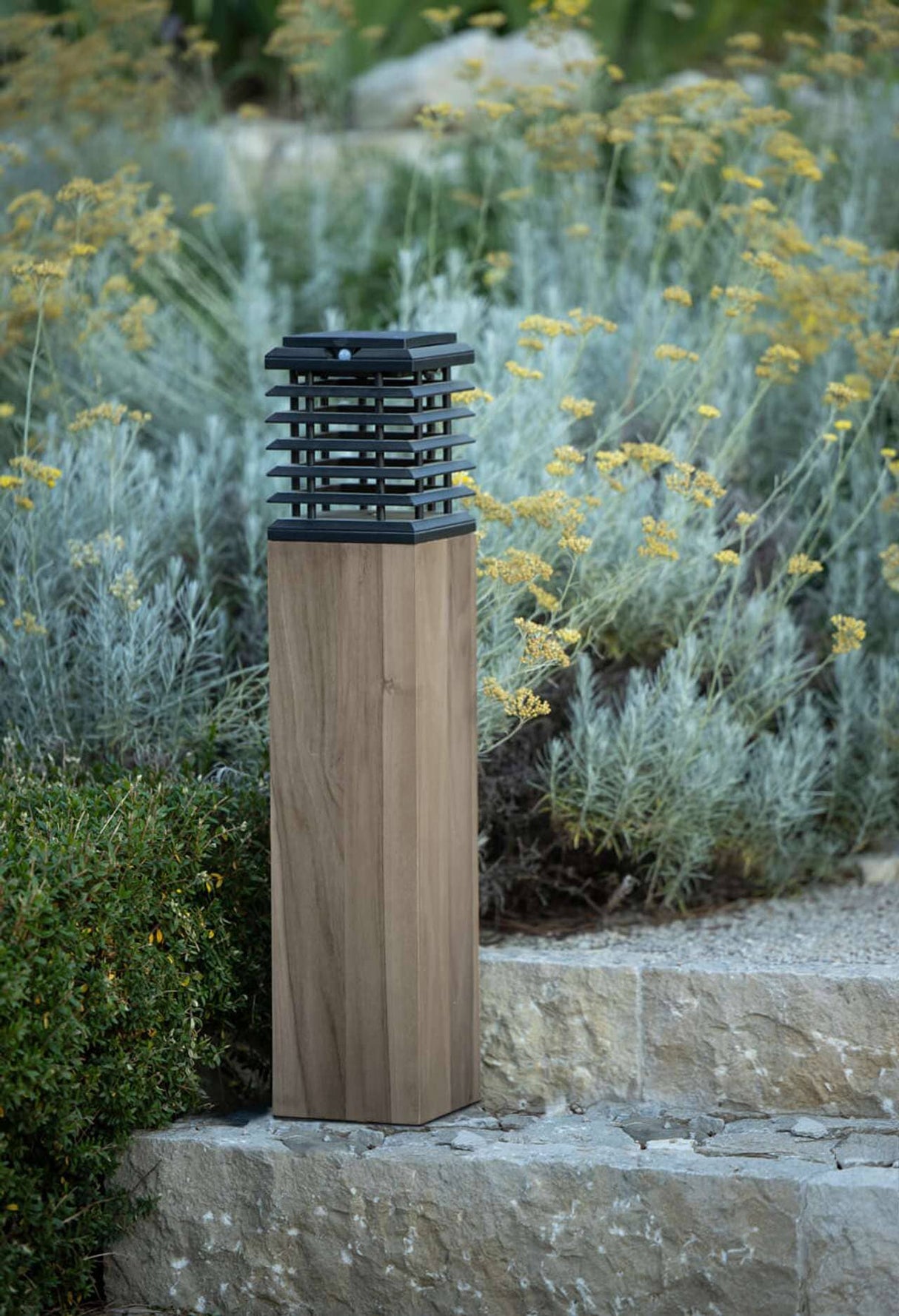 Les Jardins Tekura Borne solaire 500 Lumens