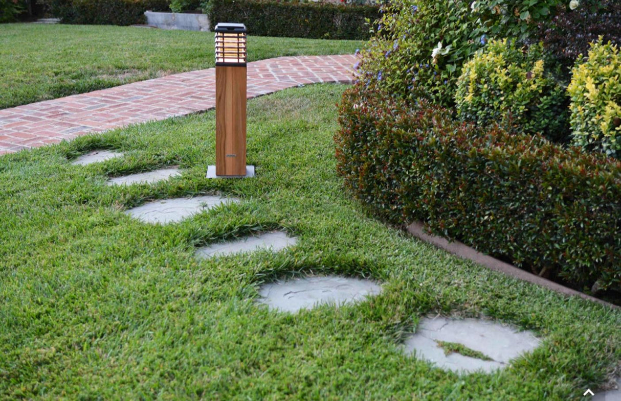 Les Jardins Tekura Borne solaire 500 Lumens