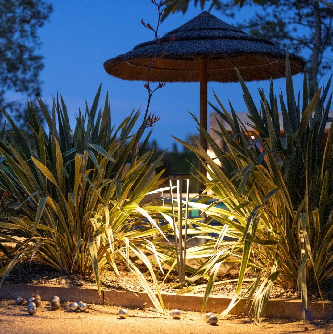 Les Jardins Tinka Torche solaire Grande avec pic intégré 500 Lumens