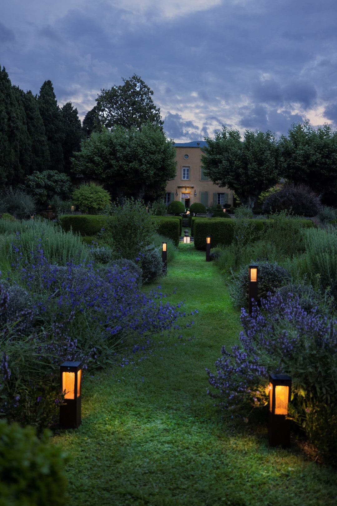 Les Jardins Tradition Borne solaire h:40cm solaire 500 Lumens