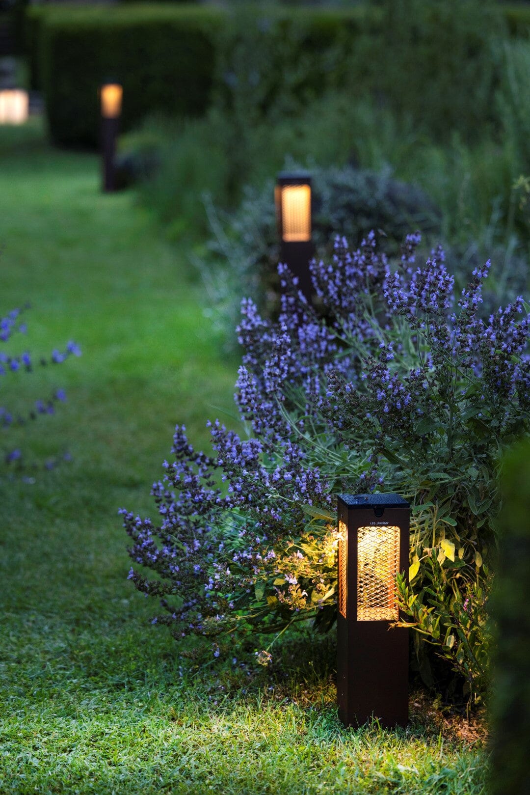 Les Jardins Tradition Borne solaire h:40cm solaire 500 Lumens