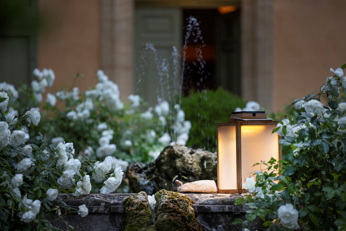 Les Jardins Tradition Lanterne solaire teck petit modèle 300 Lumens