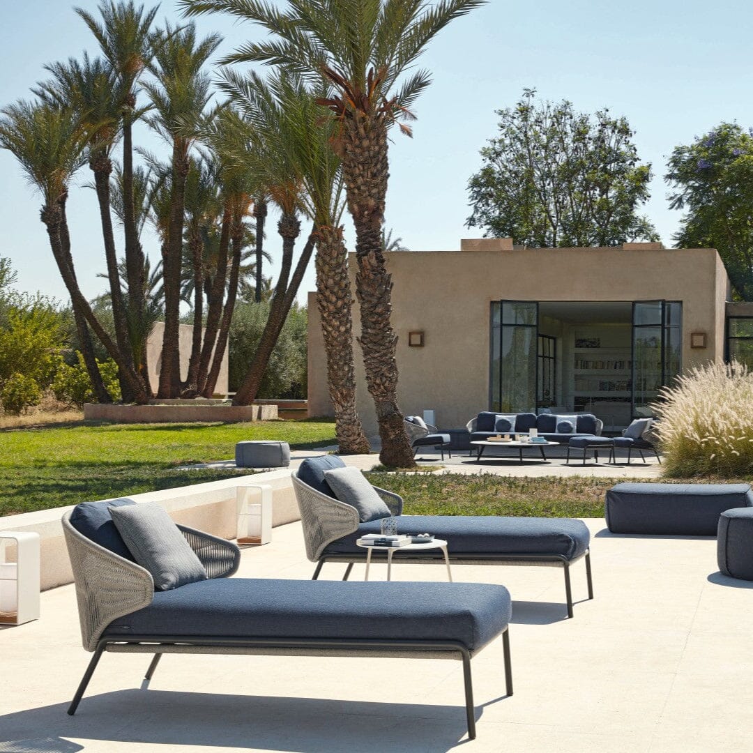 Manutti Radoc Radius Lounger, chaise longue méridienne, coussins en sus