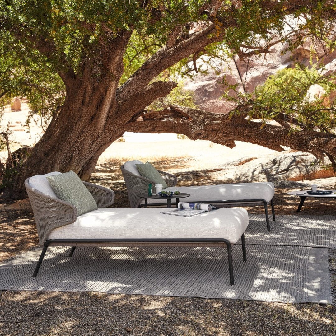 Manutti Radoc Radius Lounger, chaise longue méridienne, coussins en sus