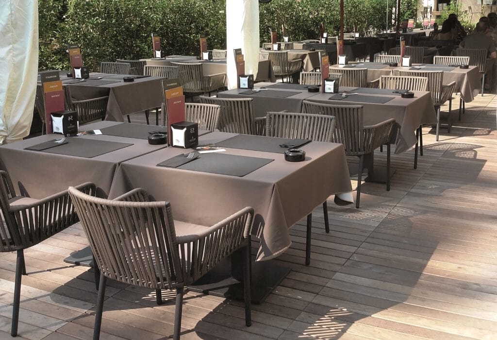 Mazuvo Megan Fauteuil repas avec coussin