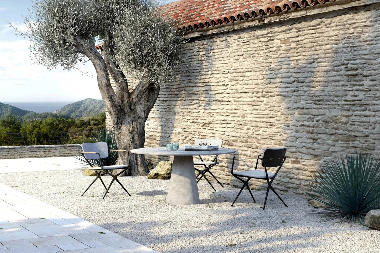 Royal Botania Conix Table ronde Ø160cm Dining Pied Béton