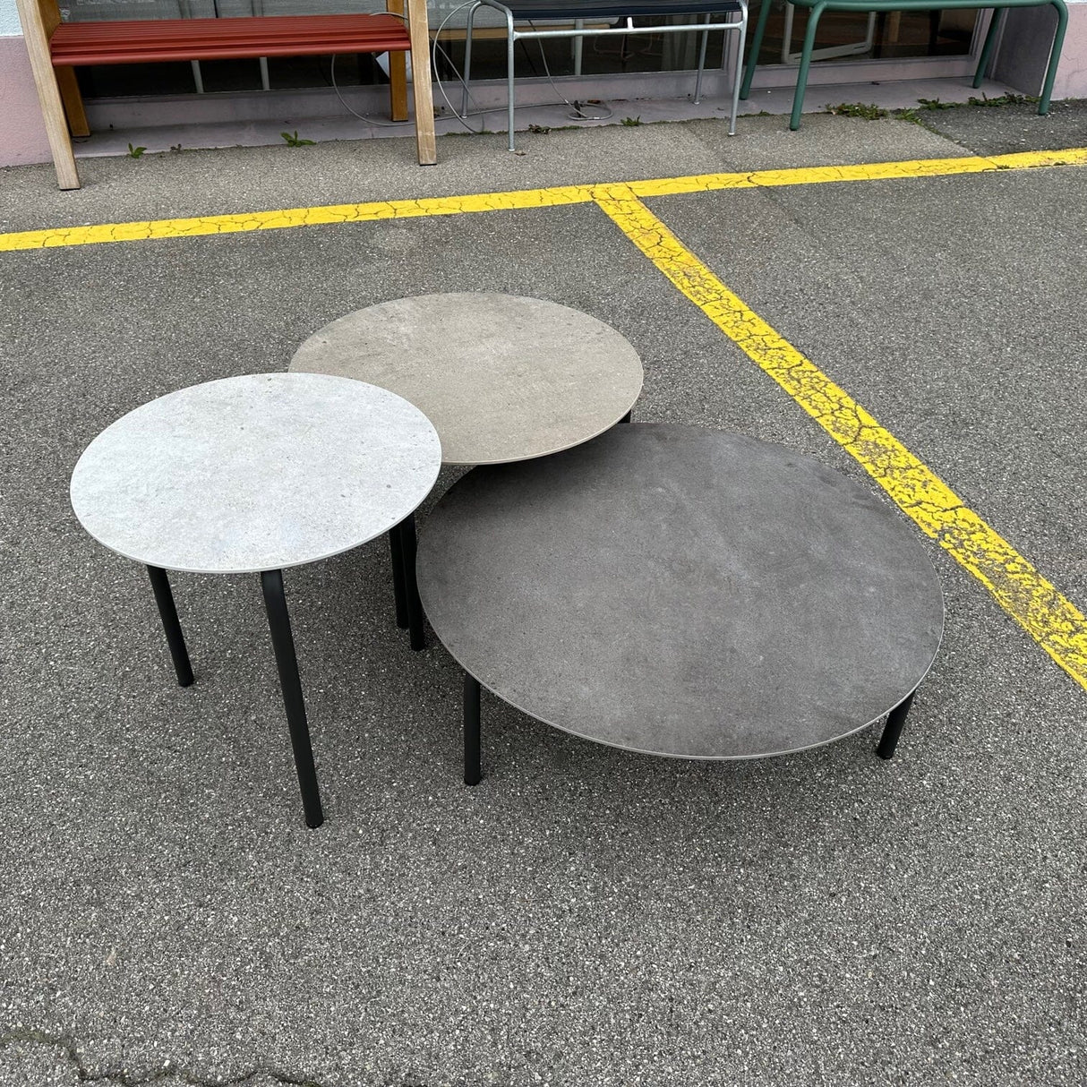 Tria Set de 3 tables basses gigognes en inox anthracite avec céramique