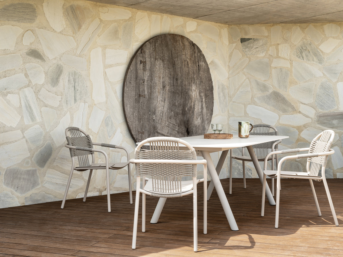 Vincent Sheppard Kodo dining table – Dune white, Portland