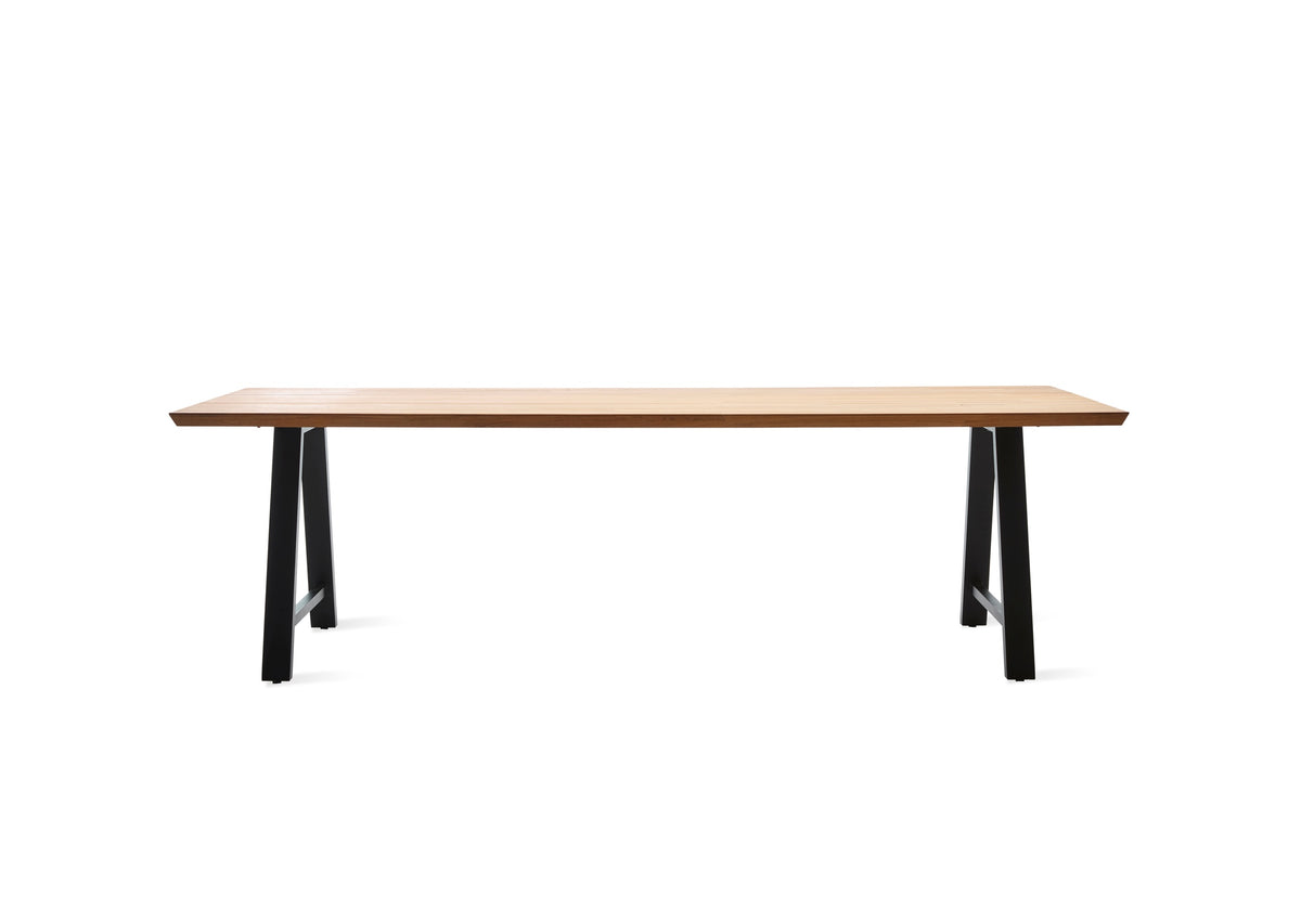 Vincent Sheppard Matteo dining table – Untreated teak