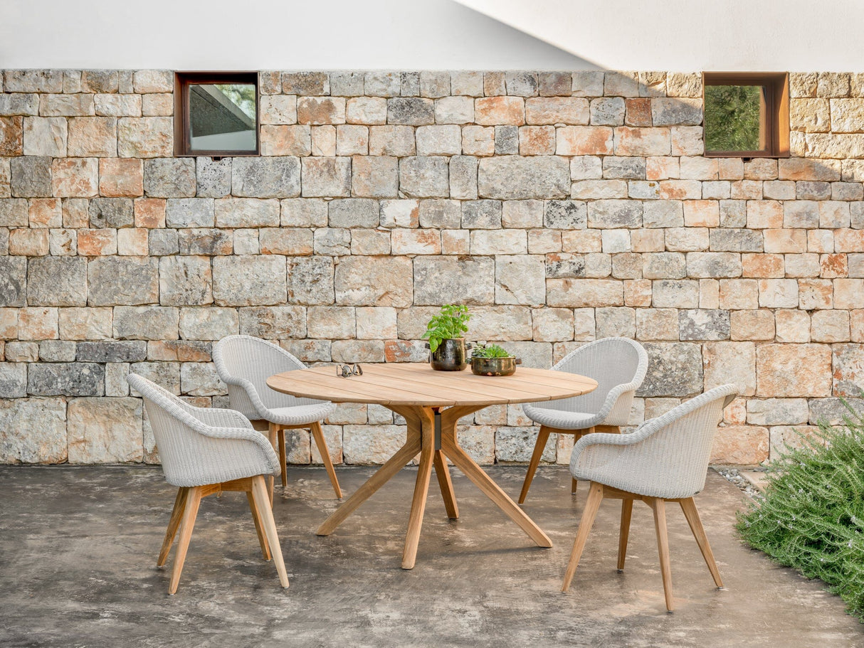 Vincent Sheppard Noa Dining Table Teak Ø150cm
