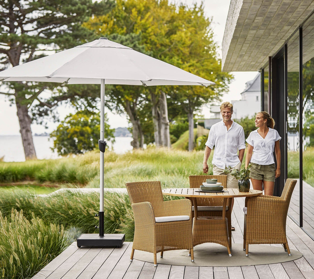 Cane-line Lansing Dining Piètement pour Table repas Small Ø 120cm (5098), Plateau en sus