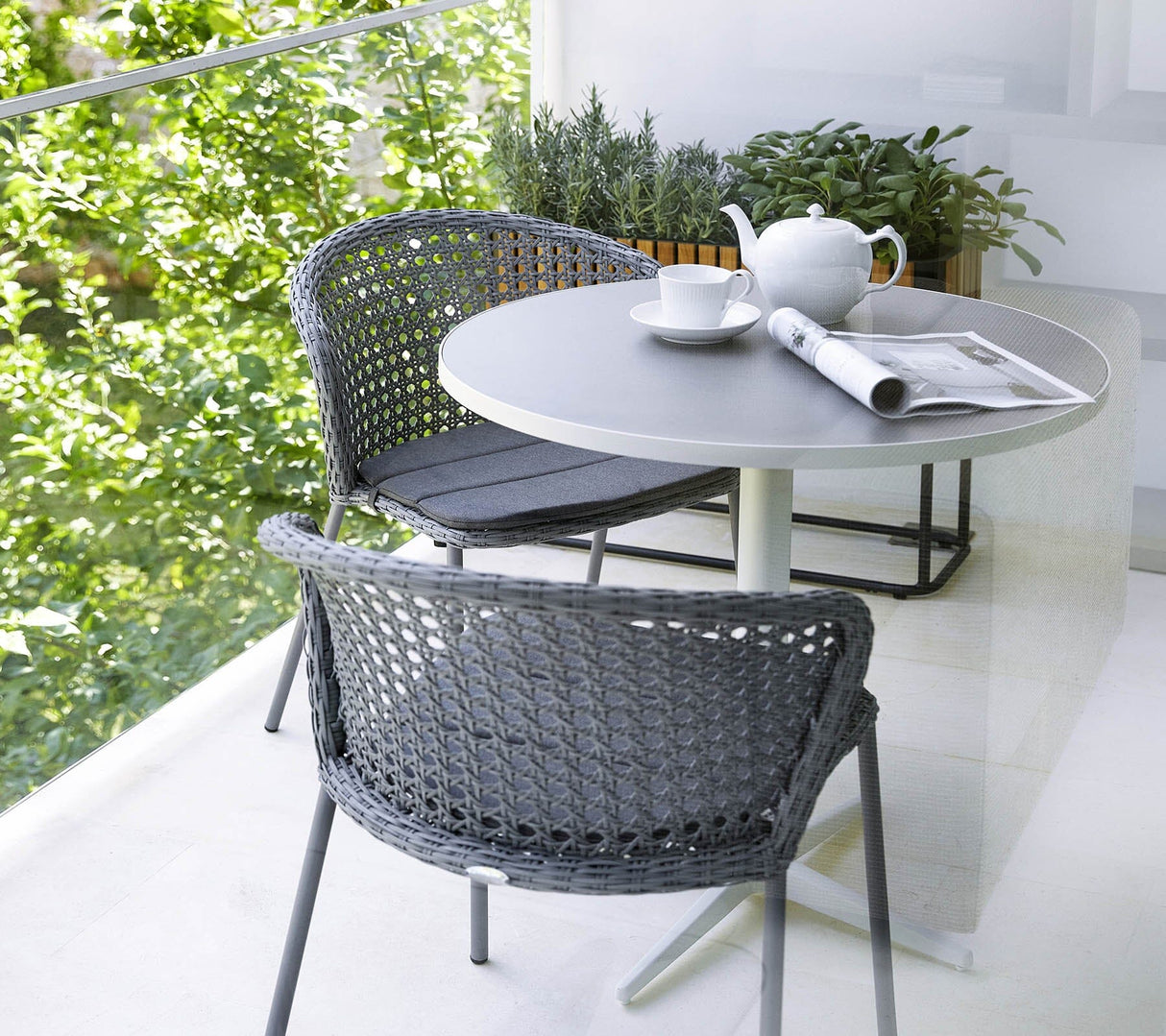 Cane-line Lean Chaise repas empilable French Weave (5410F), coussin en sus