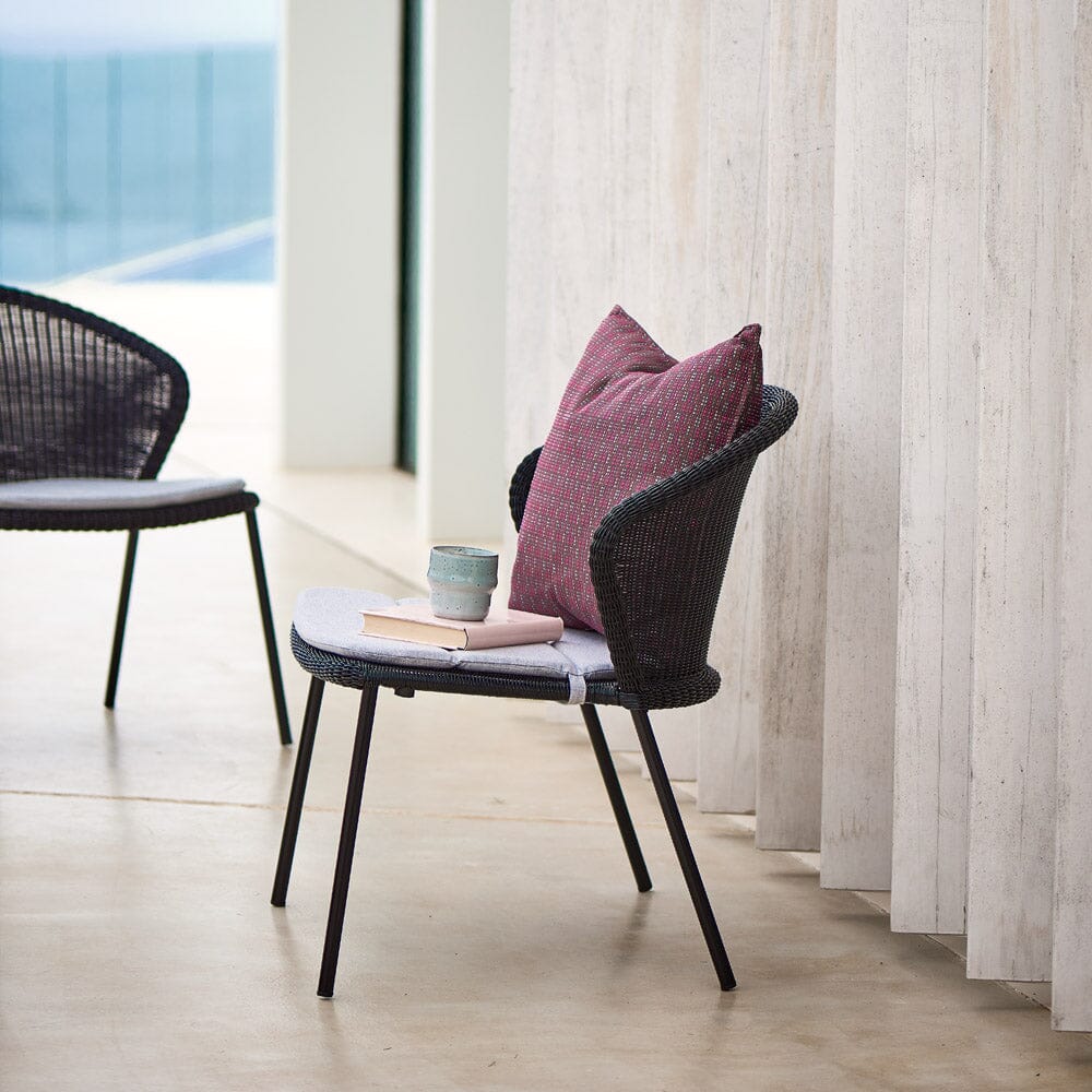 Cane-line Lean Fauteuil bas lounge empilable (5413), coussin en sus