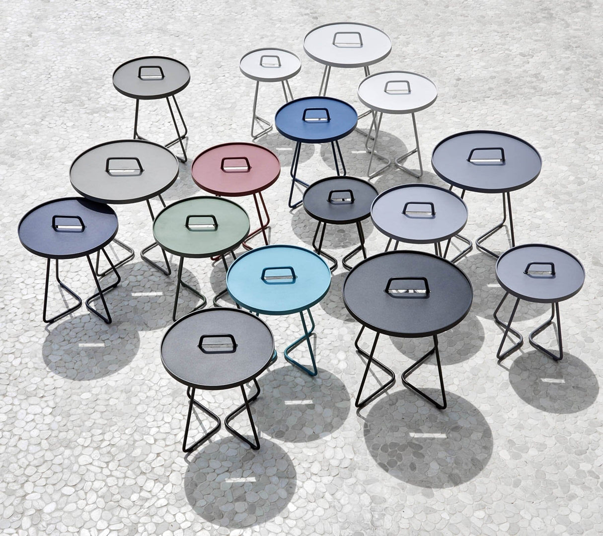 Cane-line On-the-move Side Table Small Ø 44cm H:54cm (5065)