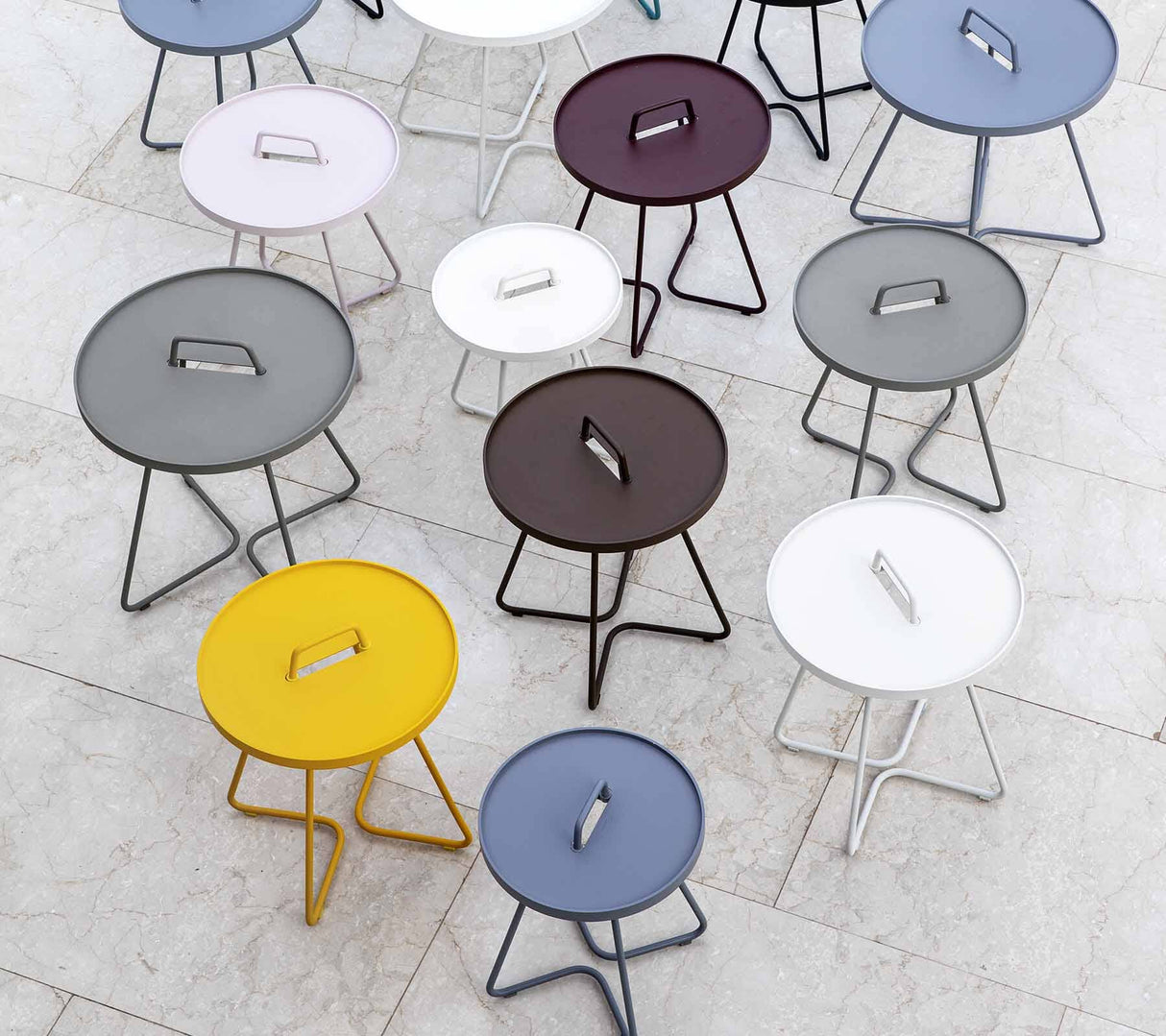 Cane-line On-the-move Side Table Small Ø 44cm H:54cm (5065)