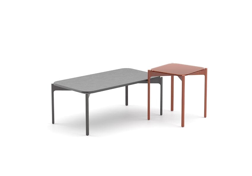 Dedon Izon Set Side Table / Table d'appoint 39x39cm, avec glass plateau en Terracotta