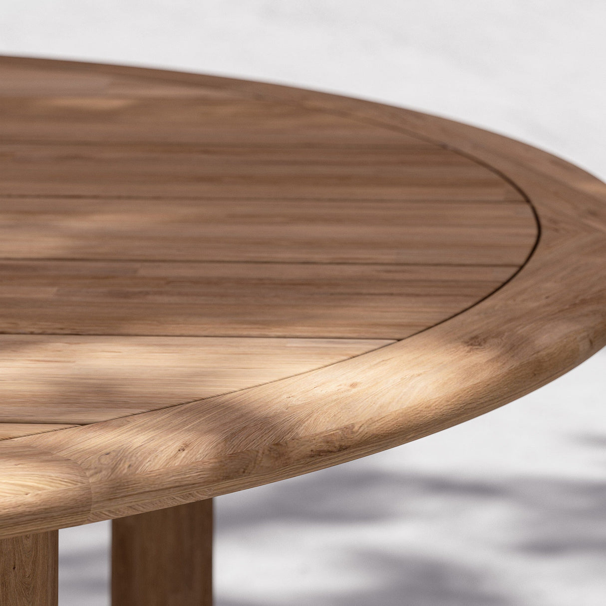 Dedon Tibbo Table repas Ø150cm, avec Parasol hole