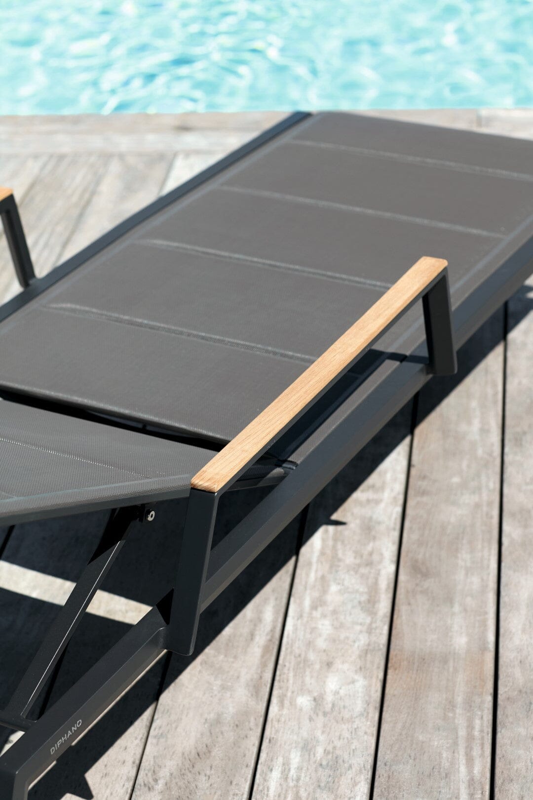 Diphano Selecta Chaise longue avec accoudoirs en teck