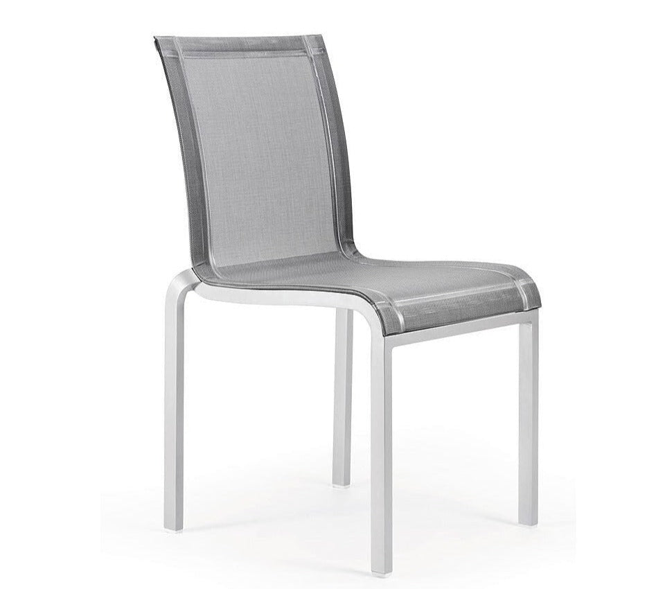 Ego Paris Tandem Chaise repas A définir parmi 42 couleurs avec notre conseiller A définir parmi 13 couleurs avec notre conseiller