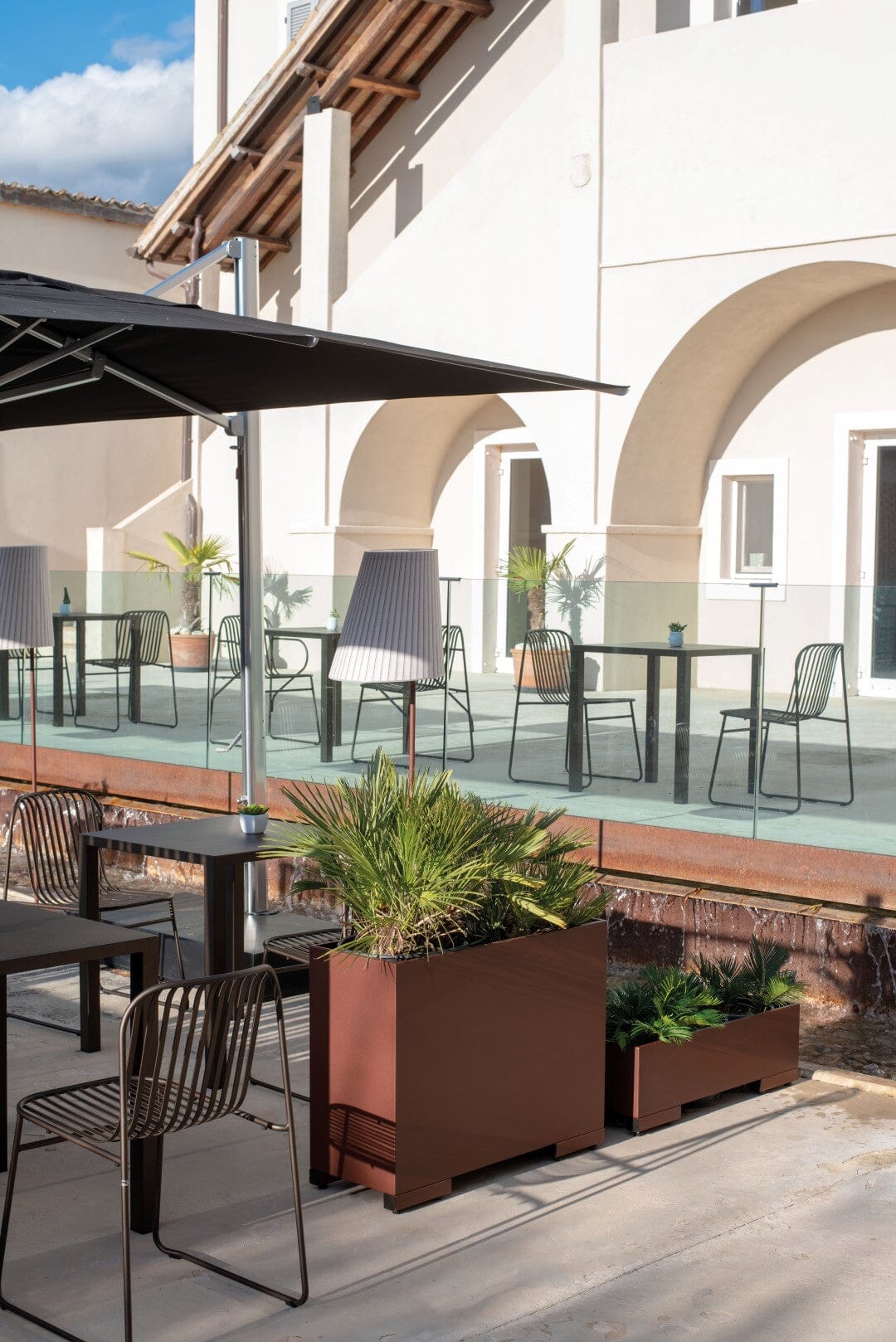 Emu 2042 Patchwall Bac à Plantes bas H=32cm