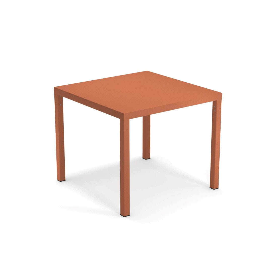 Emu 859 Nova Table repas 90x90cm