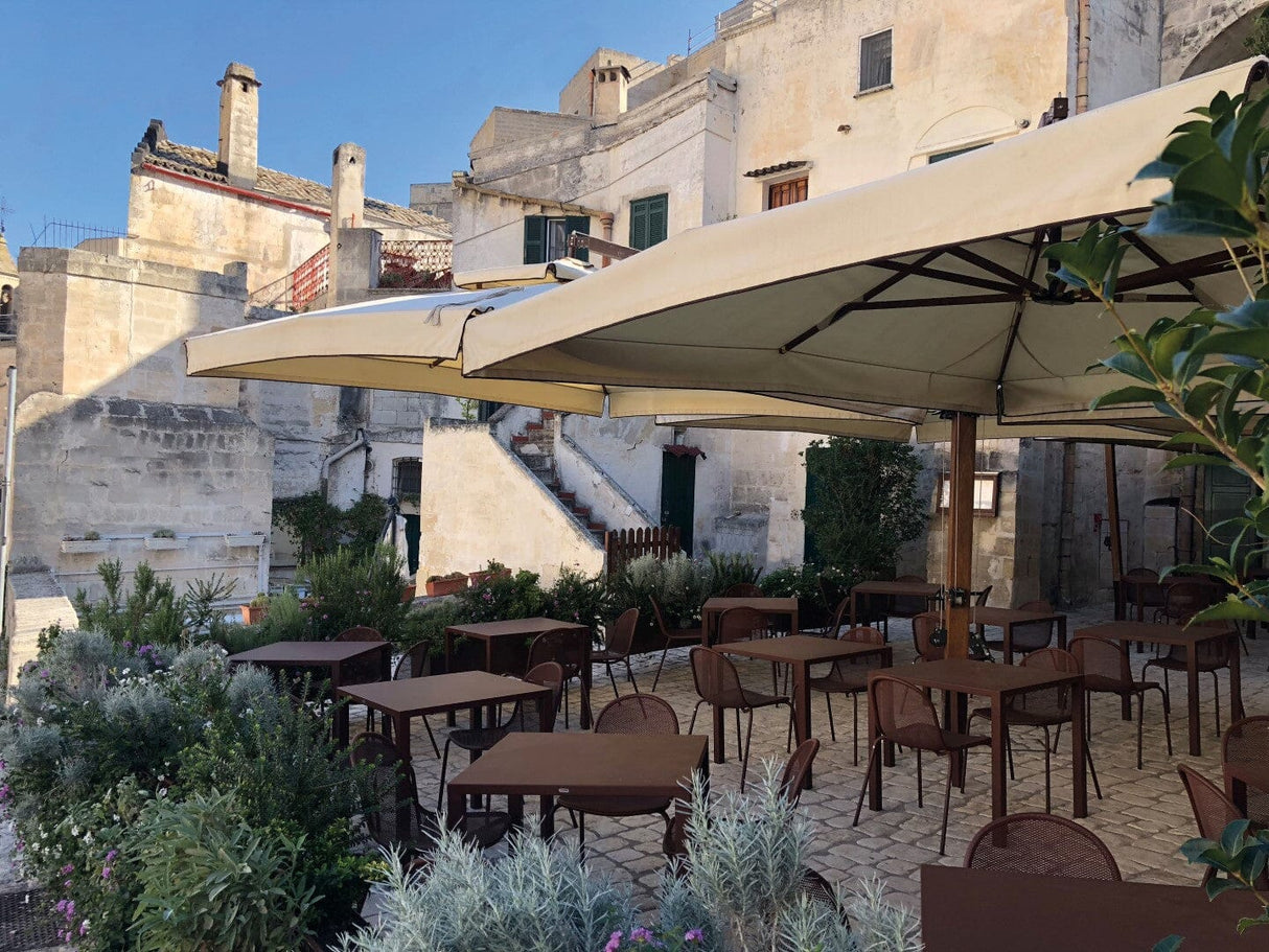 Emu 859 Nova Table repas 90x90cm