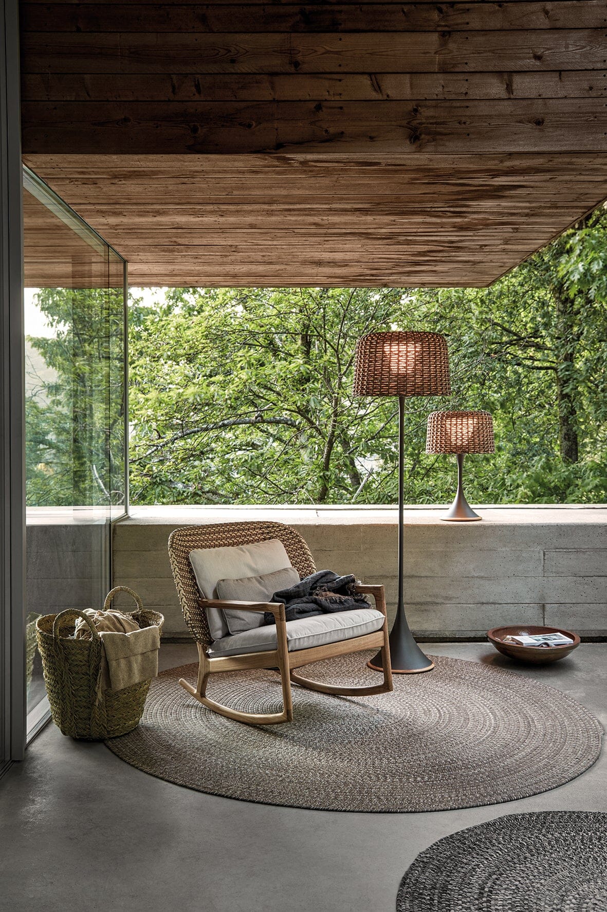 Gloster Ambient Mesh Tall Lantern Lampe sans fil