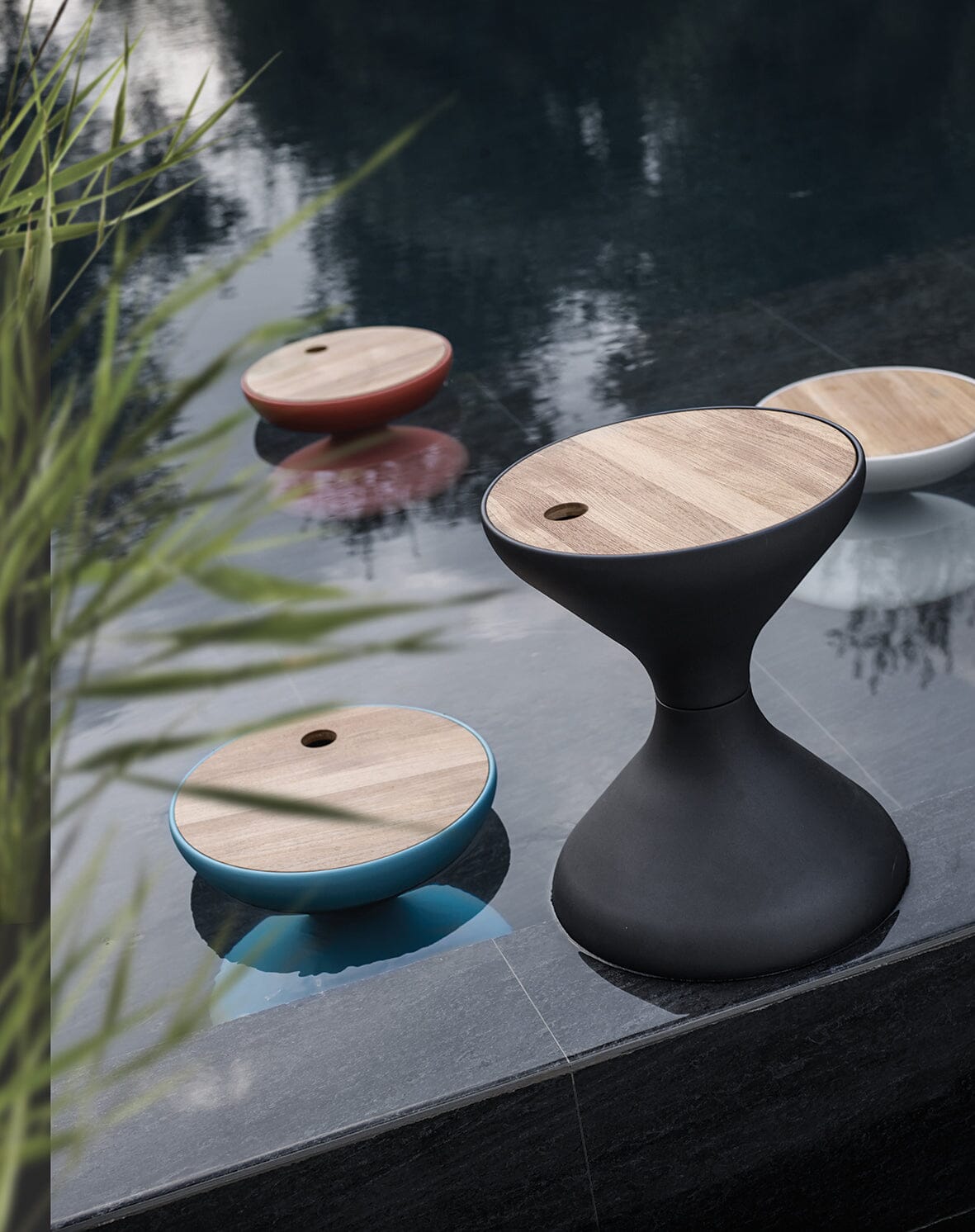 Gloster Bells Side Table - Table basse Ø40cm h:50,5cm