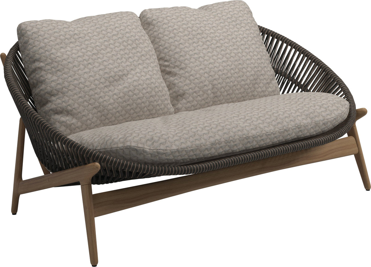 Gloster Bora Canapé 2 places Teck / Wicker Umber Grade D (ST) Wave Buff 0125
