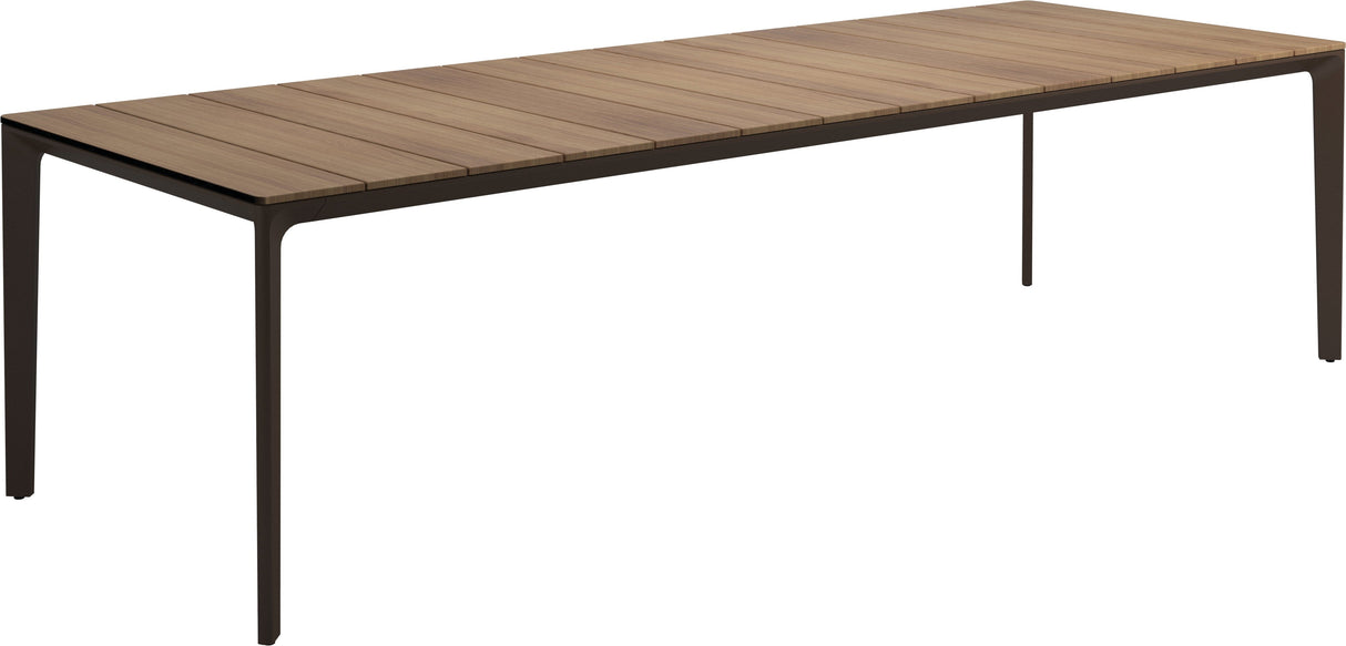 Gloster Carver Table 280x100cm Teak Dining Table Java / Teak
