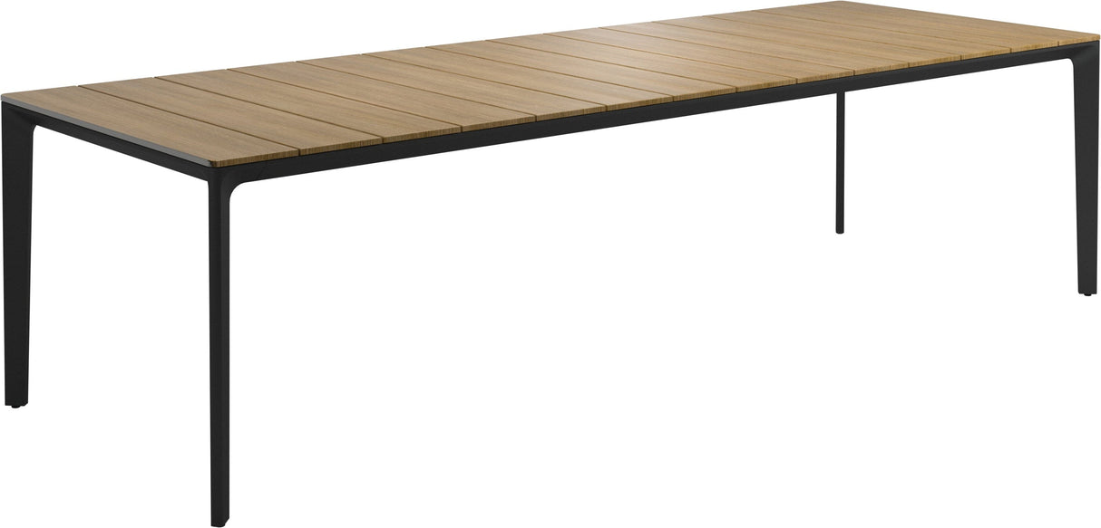 Gloster Carver Table 280x100cm Teak Dining Table Meteor / Teak