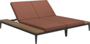 Gloster Grid Double Chaise longue - Teak Platforms Meteor Grade B (WR) Blend Clay 0143 