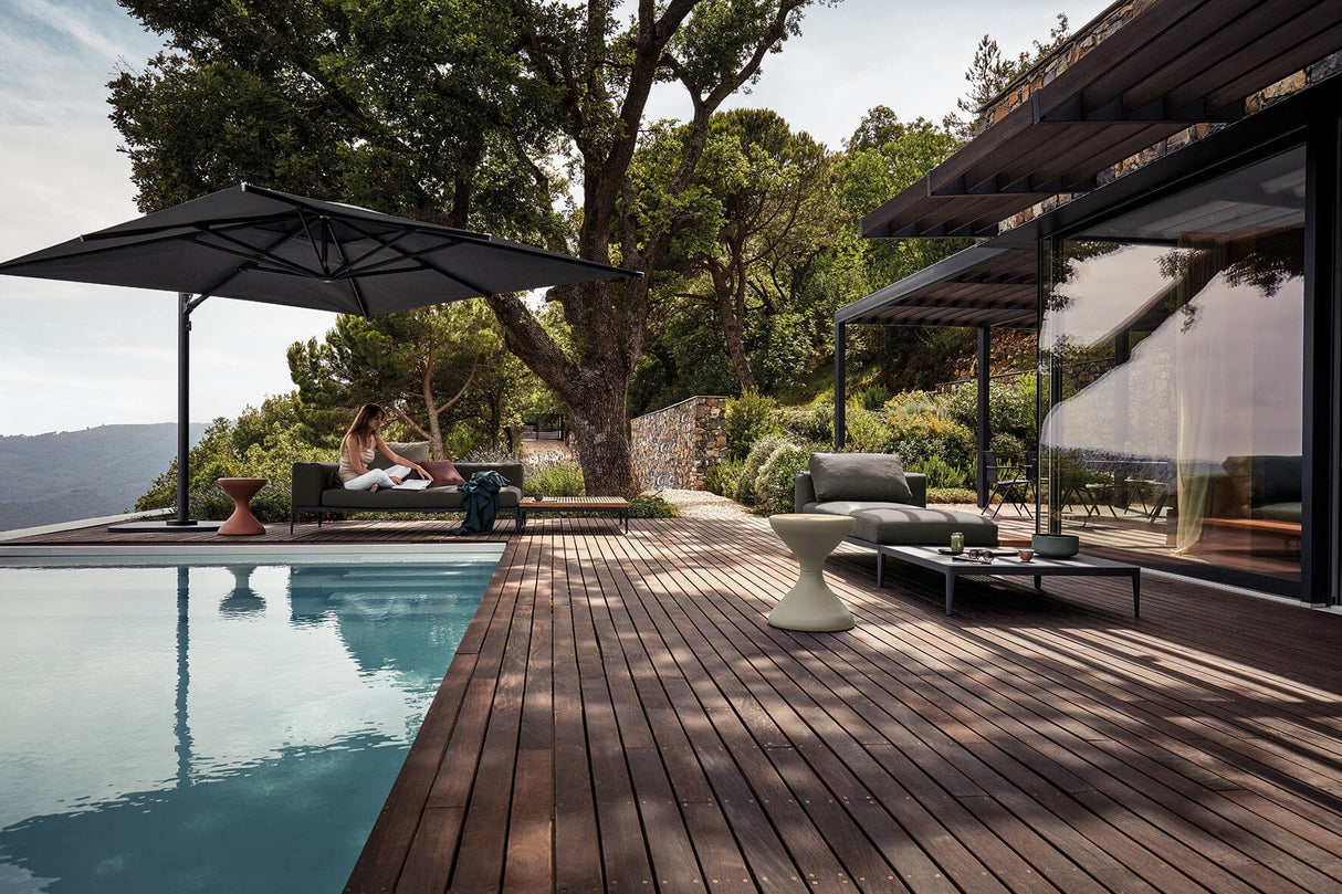 Gloster Halo Parasol 260x260cm Square Push-Up avec Socle Base ronde 50kg