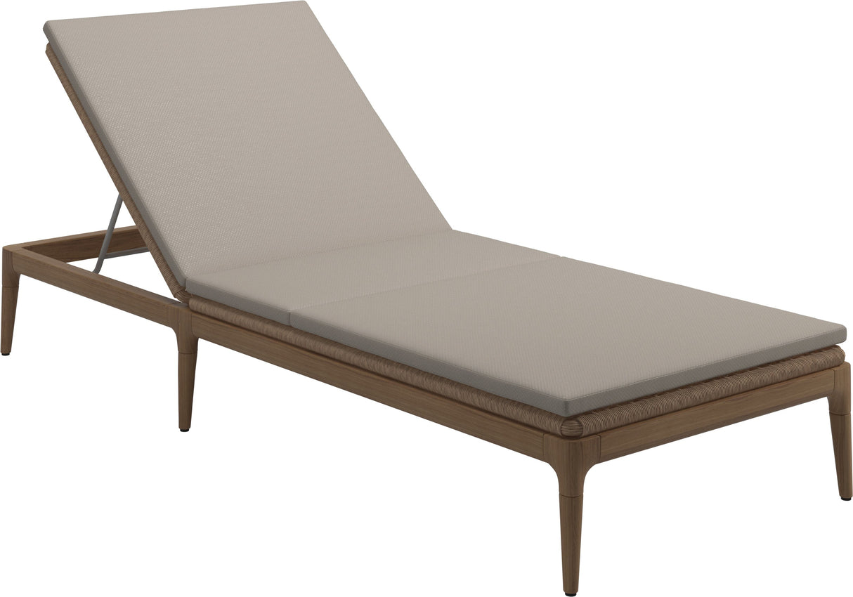 Gloster Lima Chaise longue Grade D (ST) Dot Oyster 0117