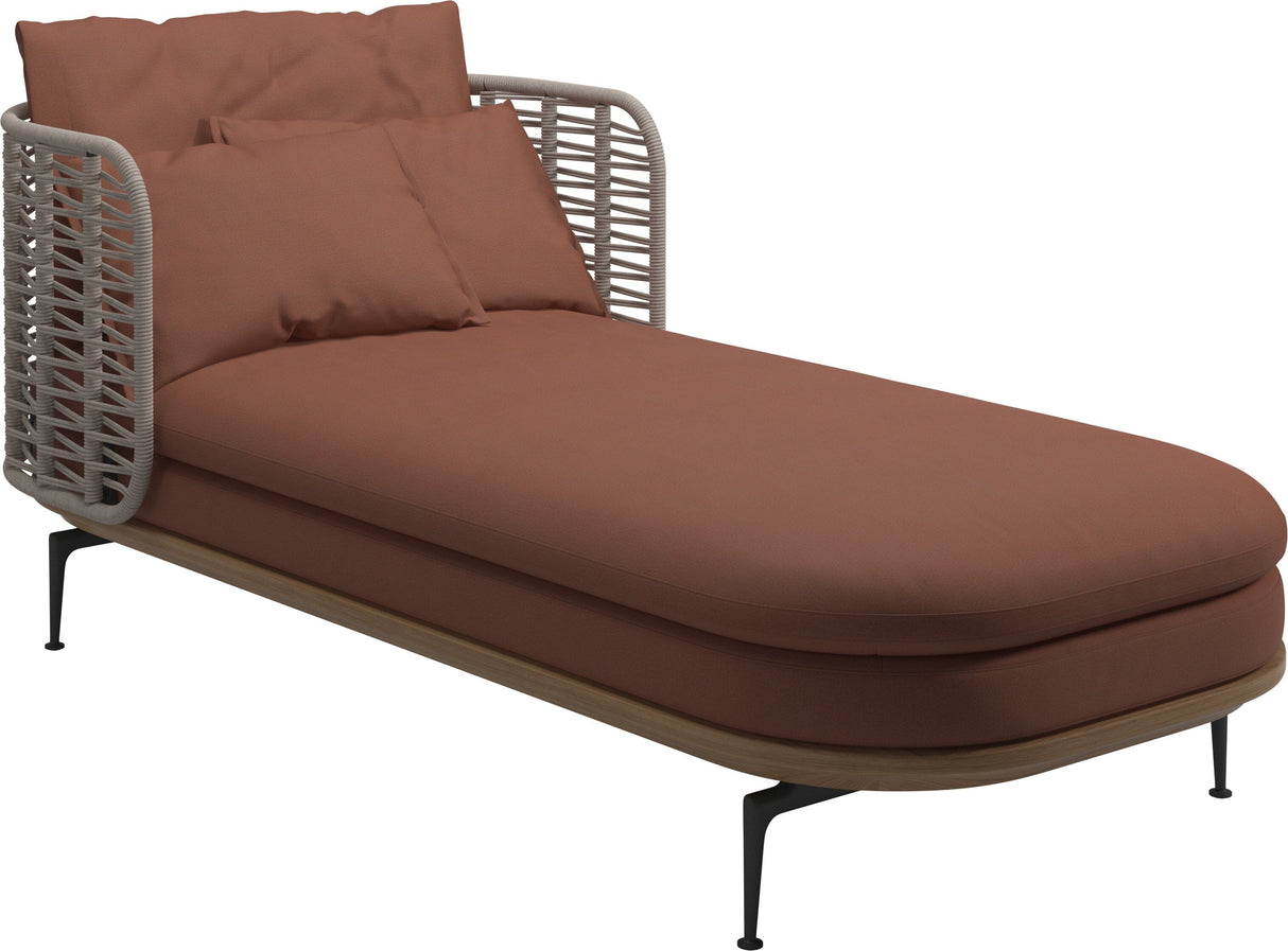 Gloster Mistral Daybed Grade B (WR) Blend Clay 0143