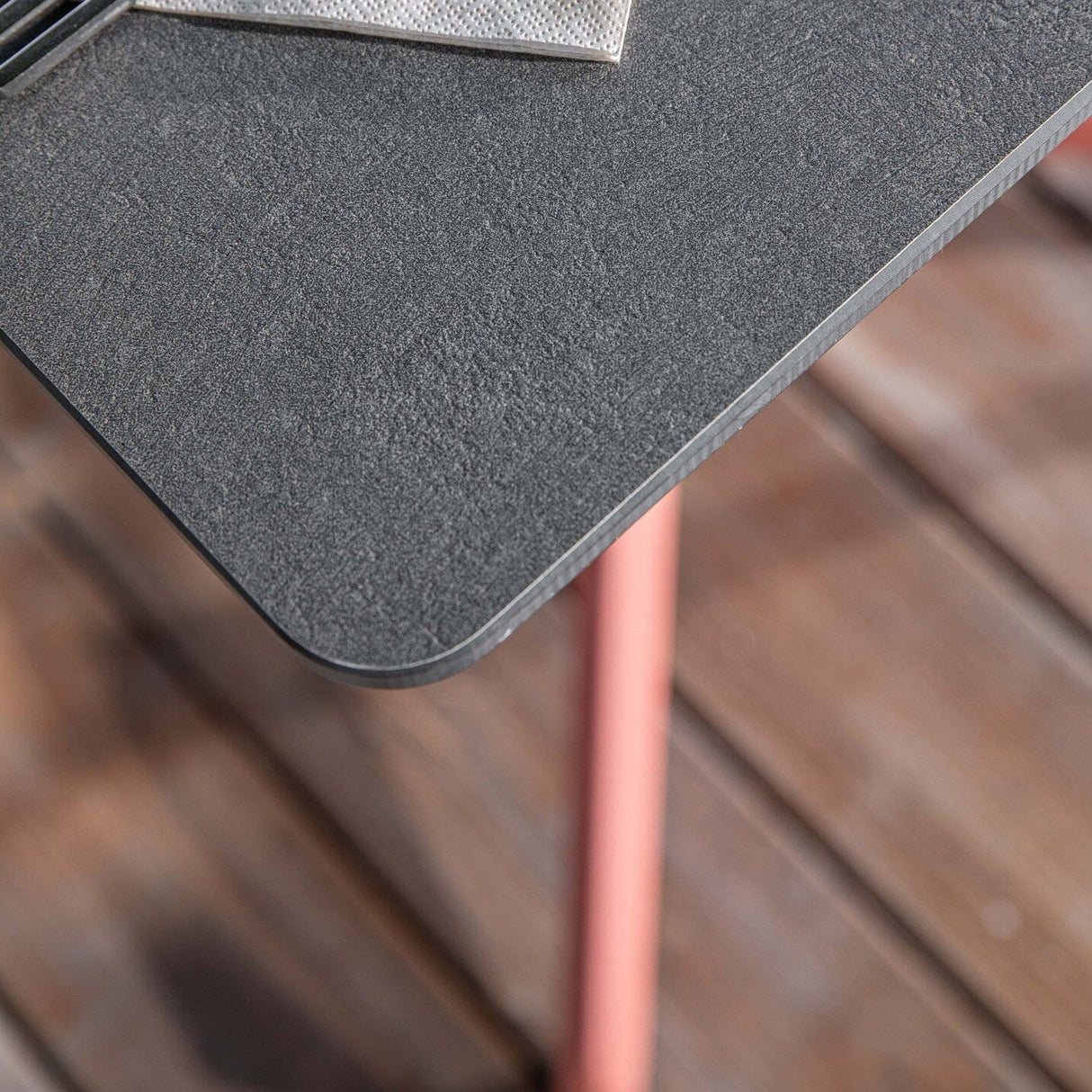 Grosfillex Cannes GX2.0 Pied Bistro résine synthétique central rabattable et encastrable