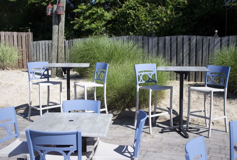 Grosfillex Moon Chaise haute de bar