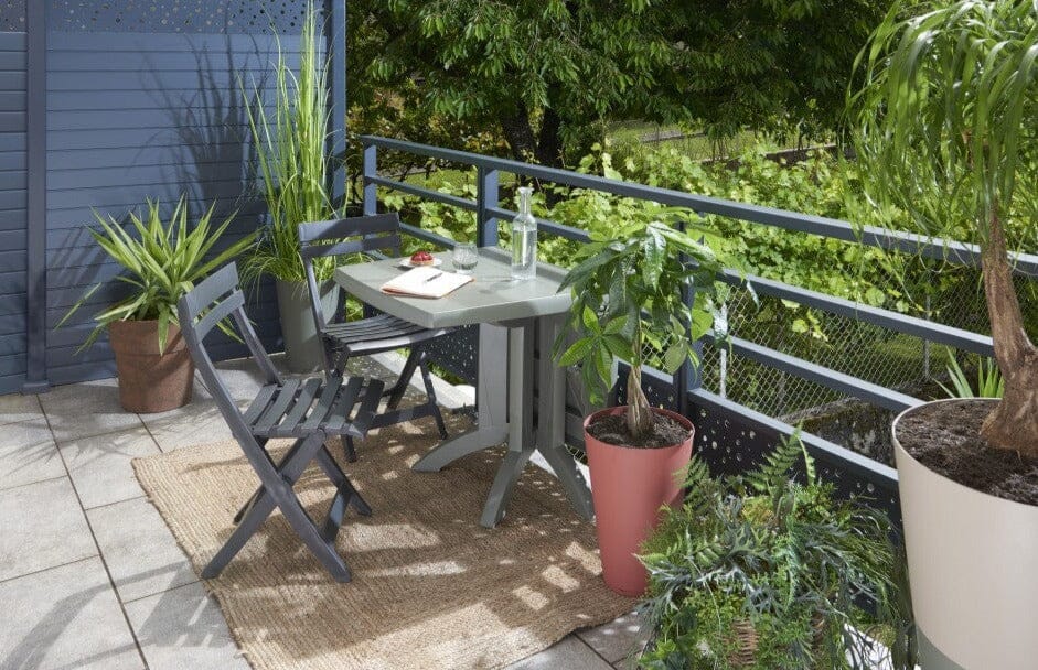 Grosfillex Vega Table repas rabattable 118x77cm