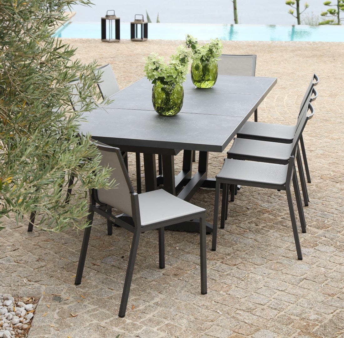 Les Jardins Amaka Chaise empilable