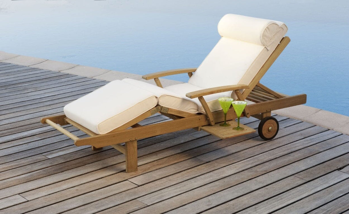 Les Jardins Azur Bain de soleil avec lattes en teck