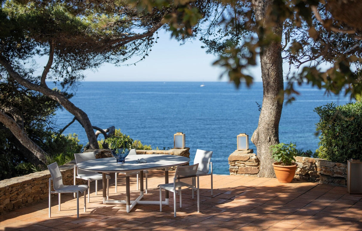 Les Jardins Bastingage Table ronde extensible 146/206x146cm