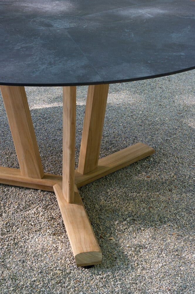 Les Jardins Tekura Table ronde