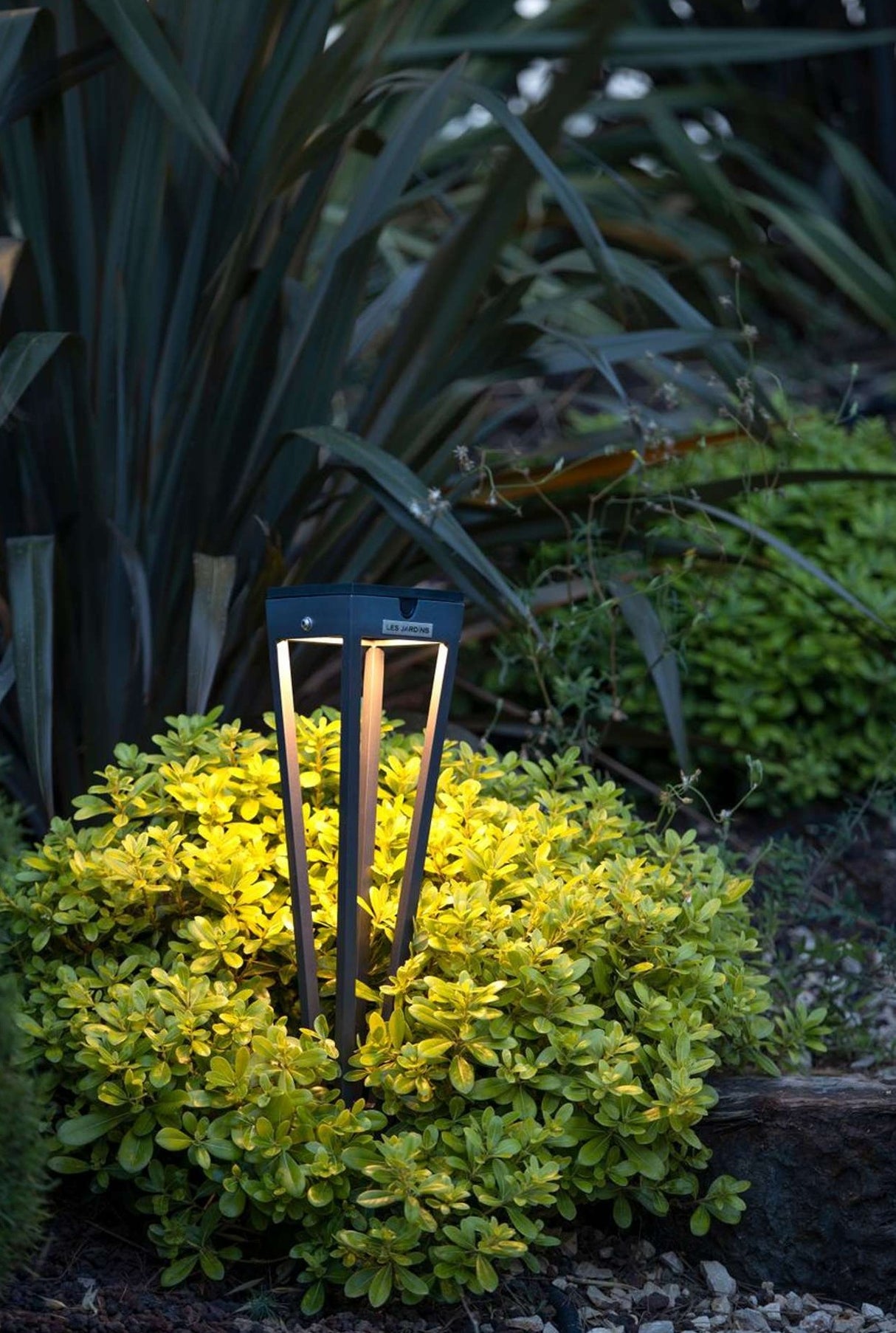 Les Jardins Tinka Torche Petite avec pic intégré 300 Lumens