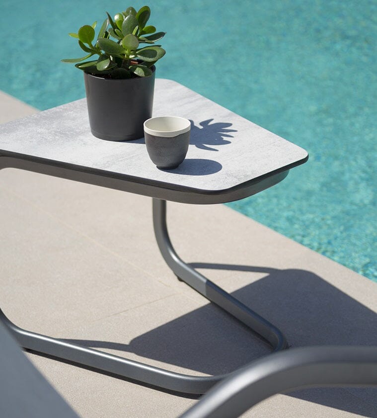 Les Jardins Yolo Table basse Structure Gris espace / Plateau HPL décor Céramique gris