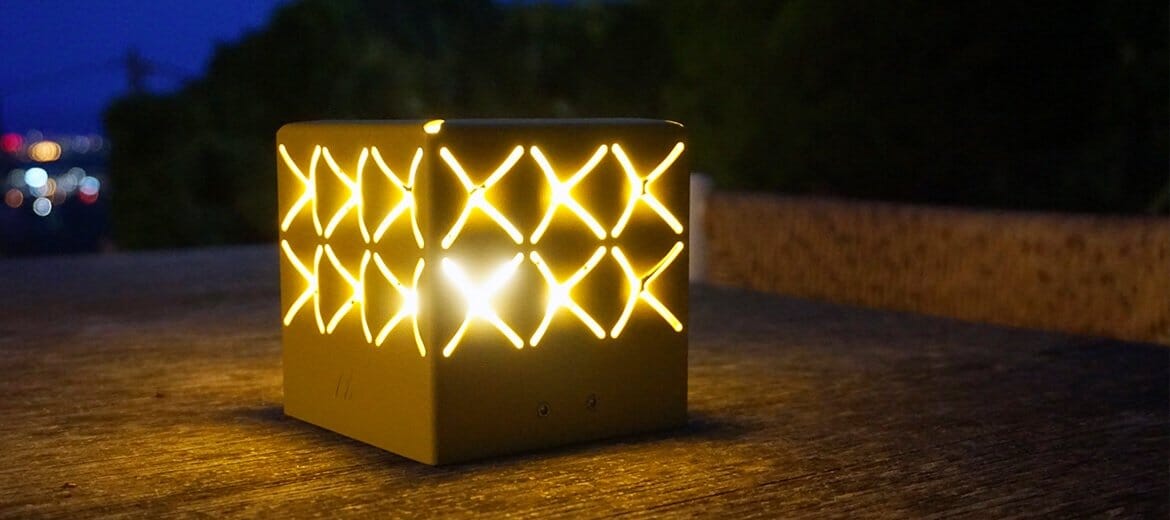 Maiori La Lampe Popup lampe solaire sans fil hybride bluetooth