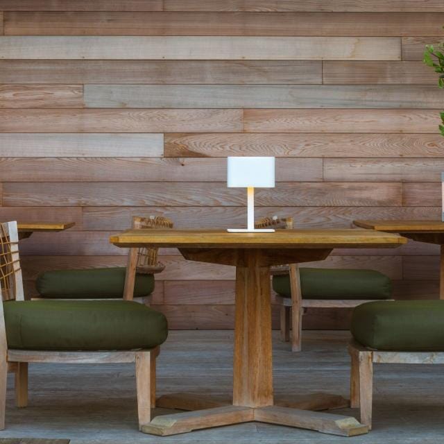 Maiori La Lampe Pose 02 lampe solaire sans fil hybride bluetooth