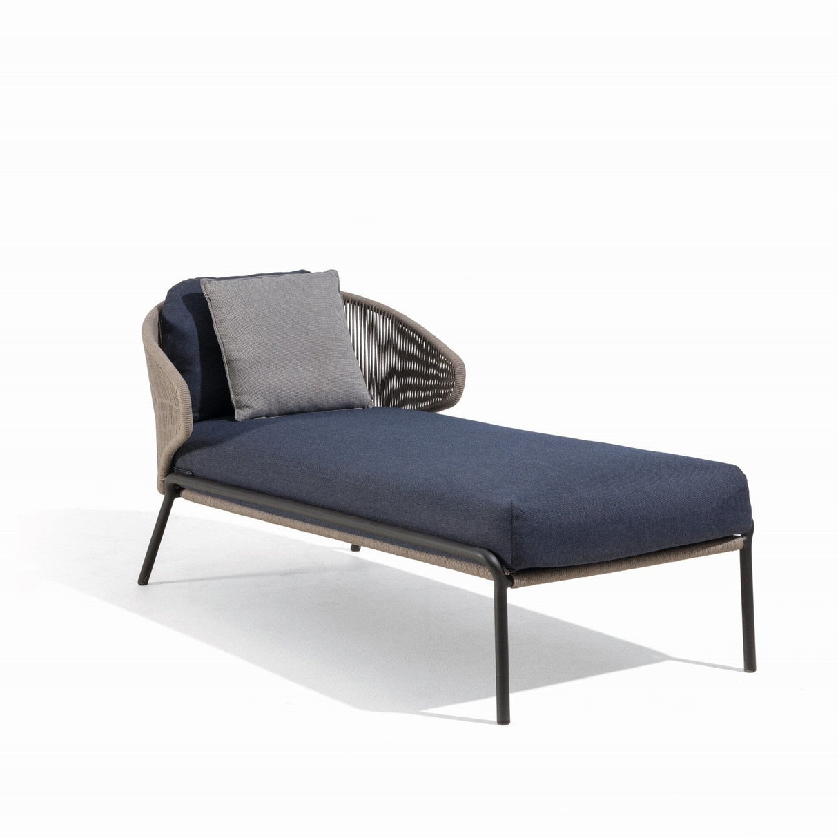 Manutti Radoc Radius Lounger, chaise longue méridienne, coussins en sus Lava SF10 - Rope Bronze 4,5mm (1R01)