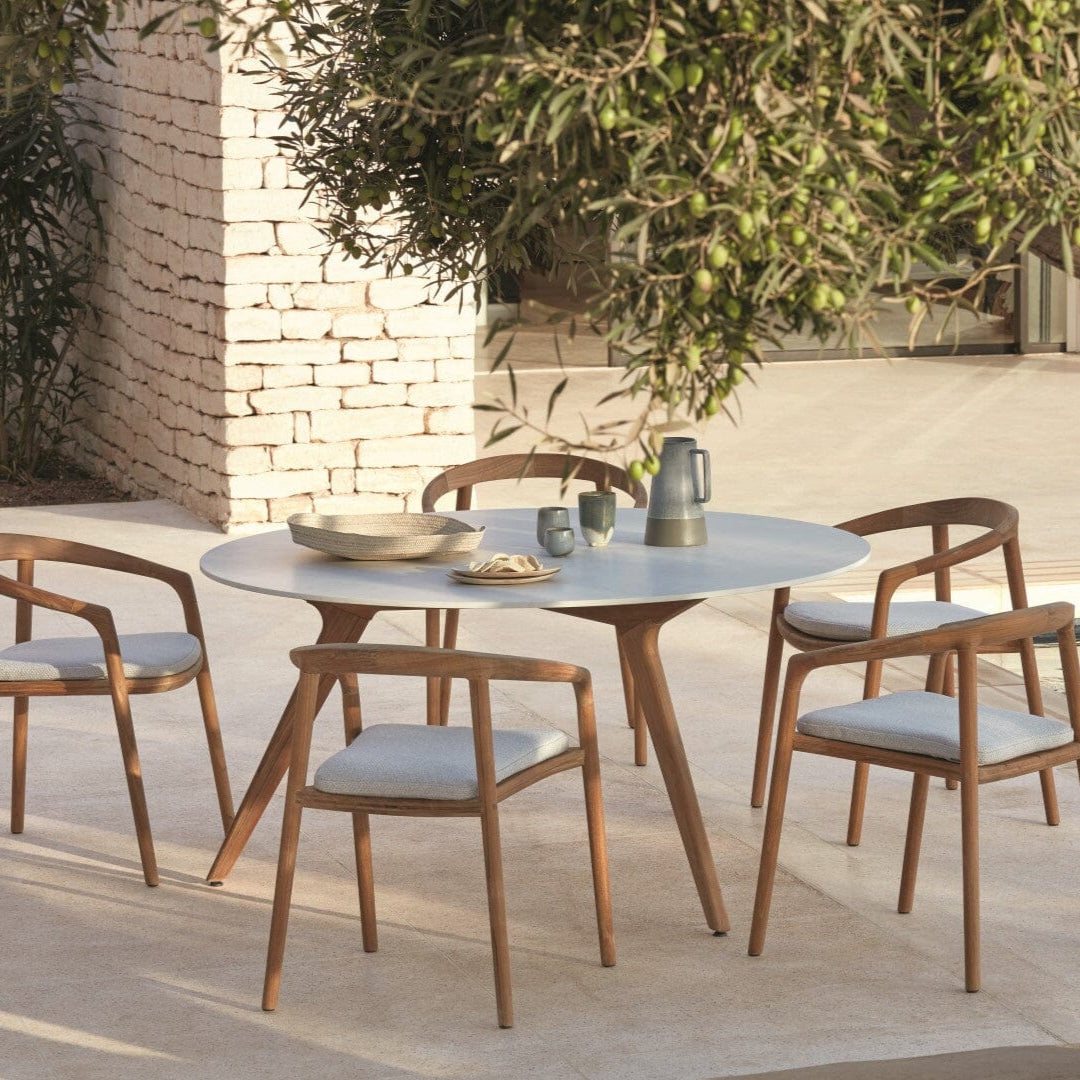 Manutti Torsa Table ø148cm D 75h Hauteur: 75cm